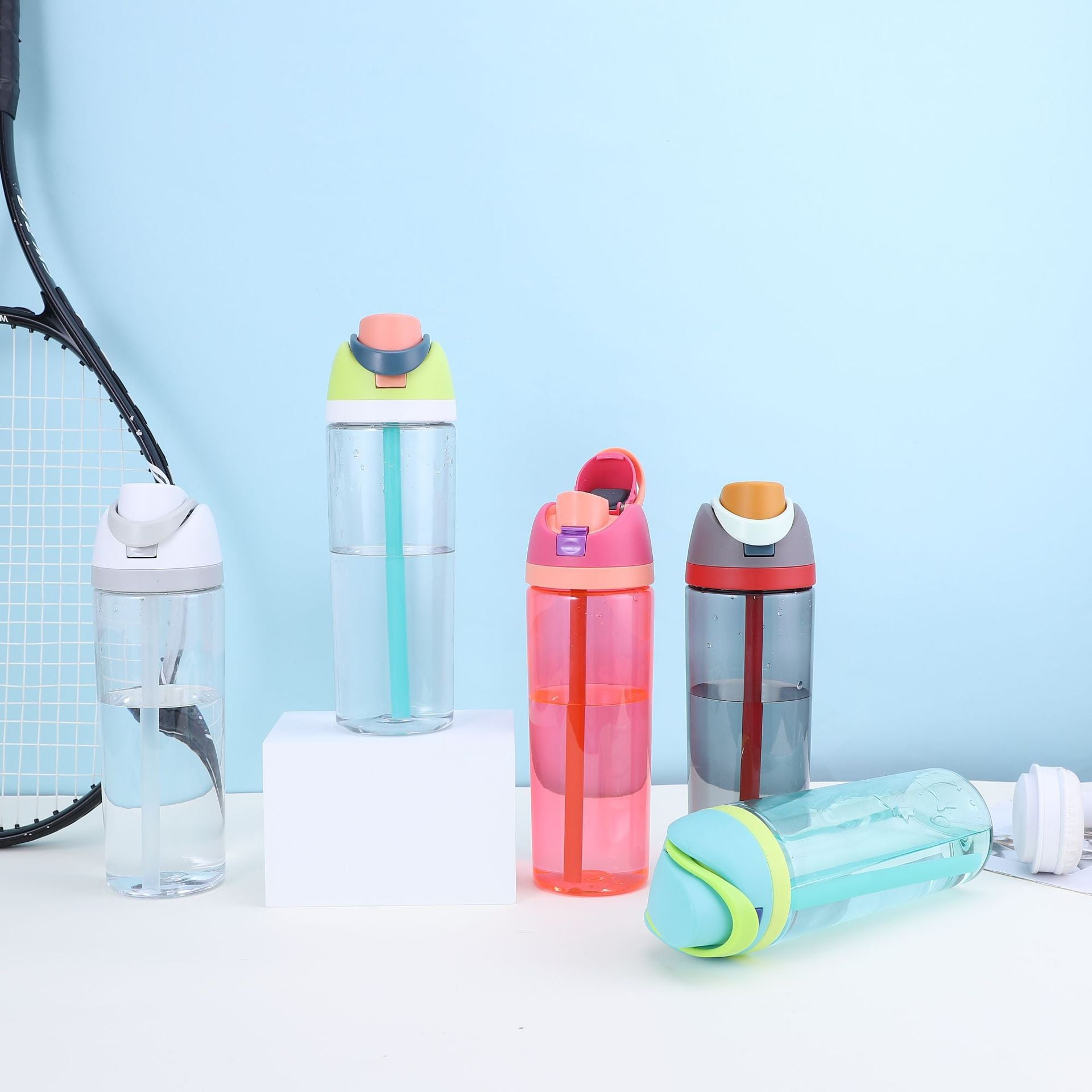 Cute High-Appearance Water Bottle with Straw for Girls, Suitable for Sports and Outdoor Use, Children's Plastic Cup, Gift, Household Water Jug, Leak-Proof and Sealed